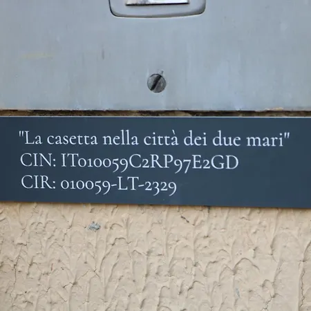 アパート La Casetta Nella Citta Dei Due Mari