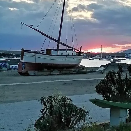La Casetta Nella Citta Dei Due Mari דירה ססטרי לבאנטה