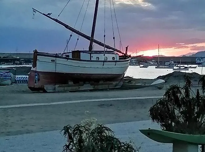 La Casetta Nella Citta Dei Due Mari 아파트 세스트리레반떼