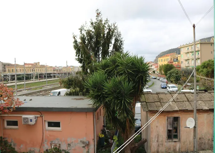 아파트 La Casetta Nella Citta Dei Due Mari 세스트리레반떼