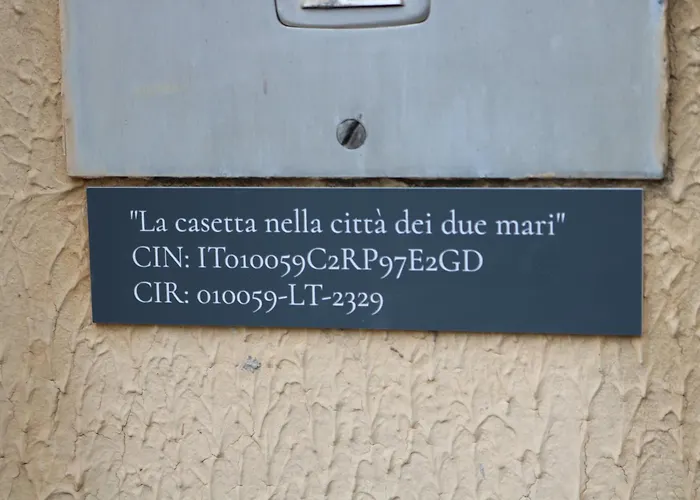 아파트 La Casetta Nella Citta Dei Due Mari