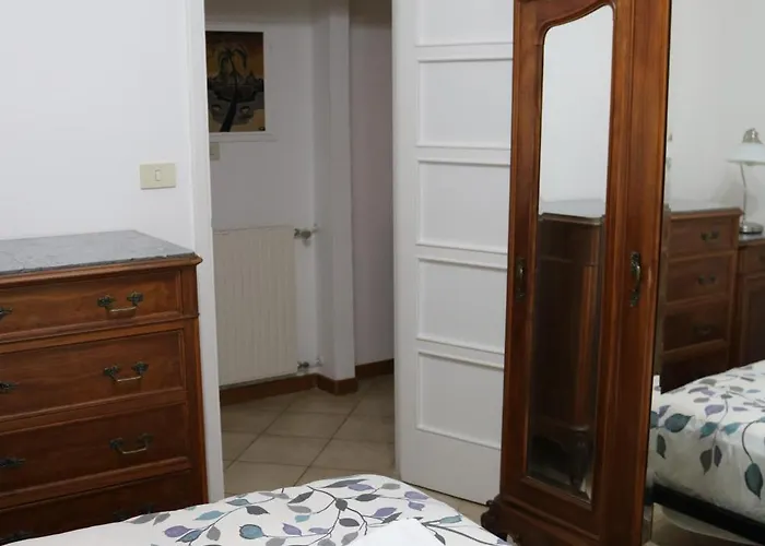 아파트 La Casetta Nella Citta Dei Due Mari 세스트리레반떼